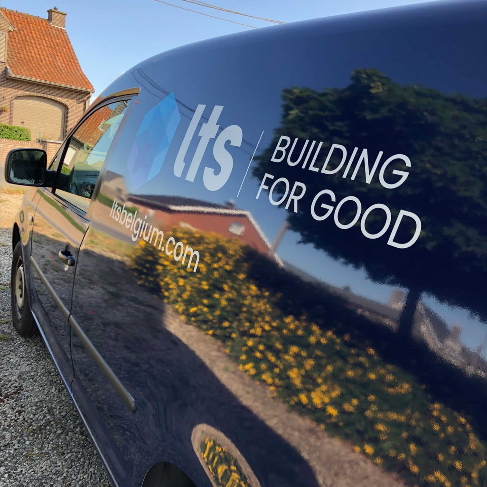 Belettering voor LTS Laminated Timber Solutions